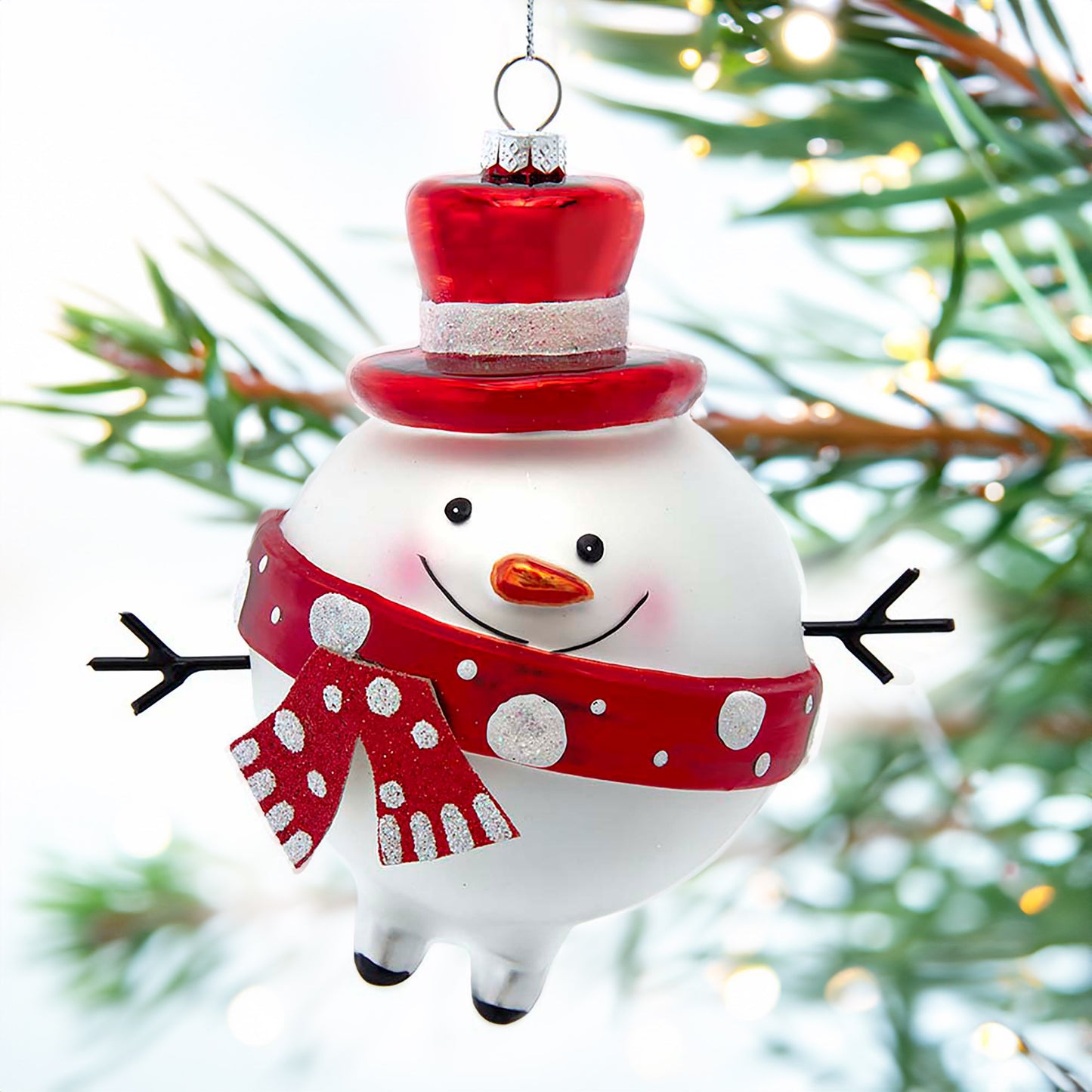 Schneemann mit Hut und Schal