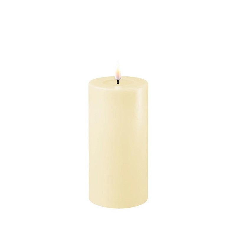 Creme Stumpenkerze Indoor LED 15 cm